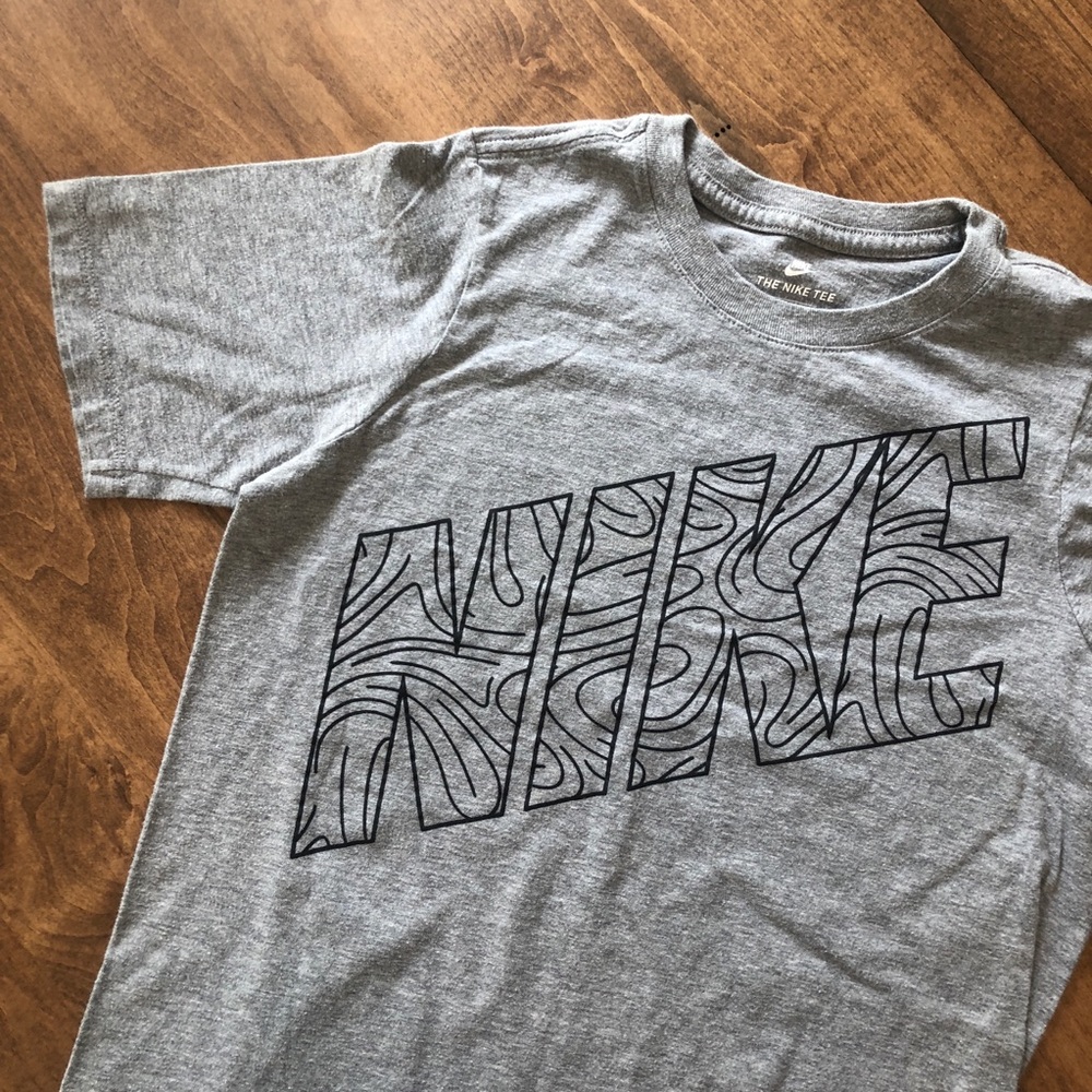 Kids Nike T-shirt